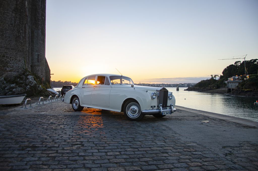 voyage bretagne, voiture de collection, excursion côte d'émeraude